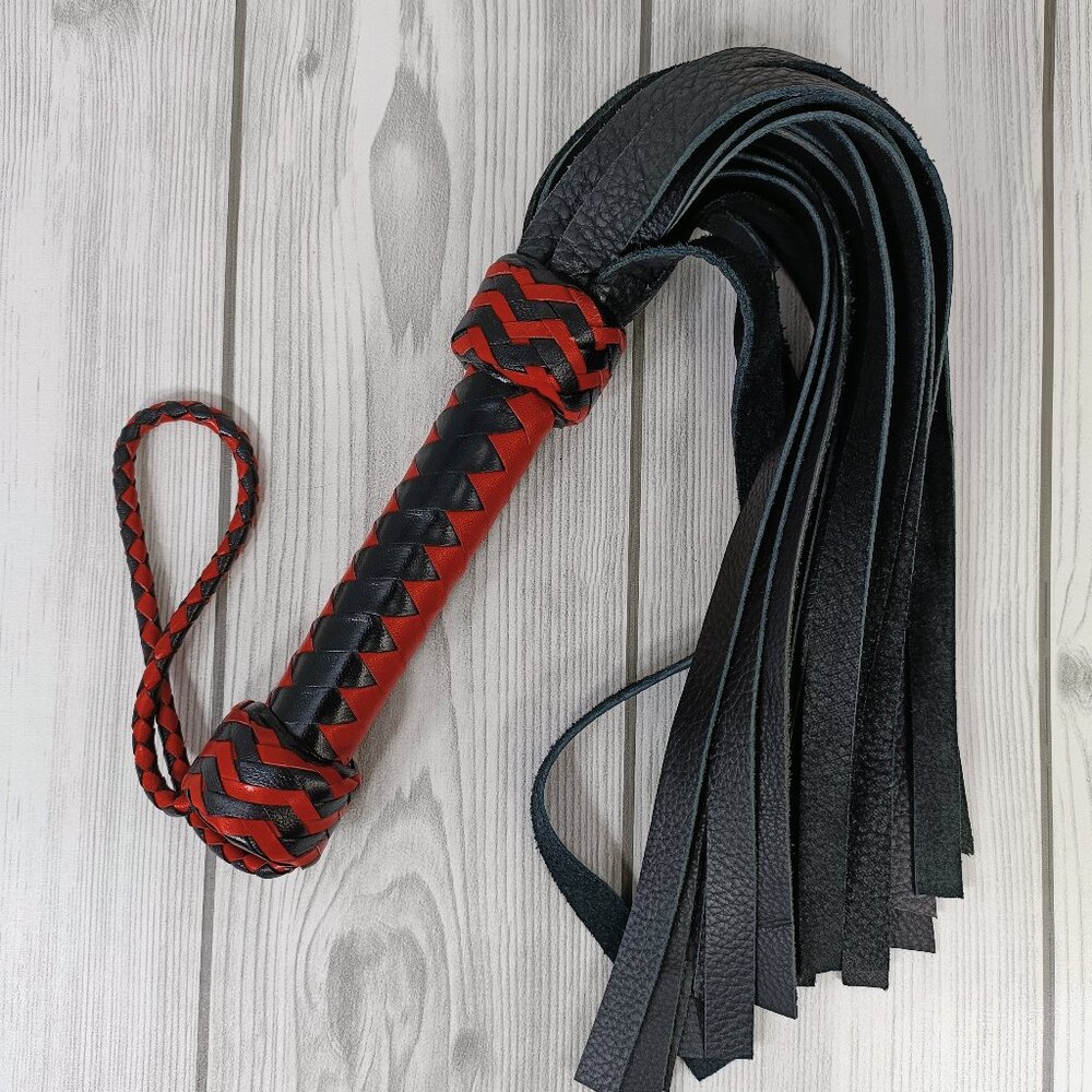 Real Genuine Cow Hide Leather Flogger, Heavy Duty Thuddy whip
